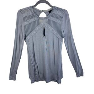 BKE Boutique Womens Gray Lace Keyhole Long Sleeve Blouse Hyper Feminine Size XS